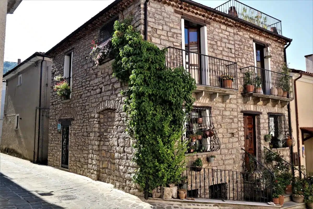 Sasso di Castalda — photo 3