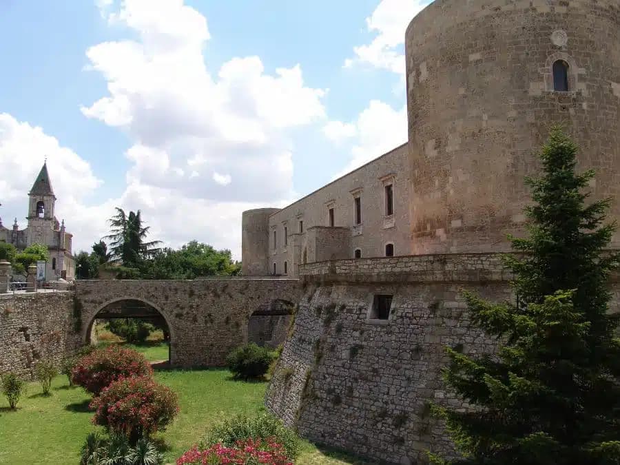 Venosa — photo 10