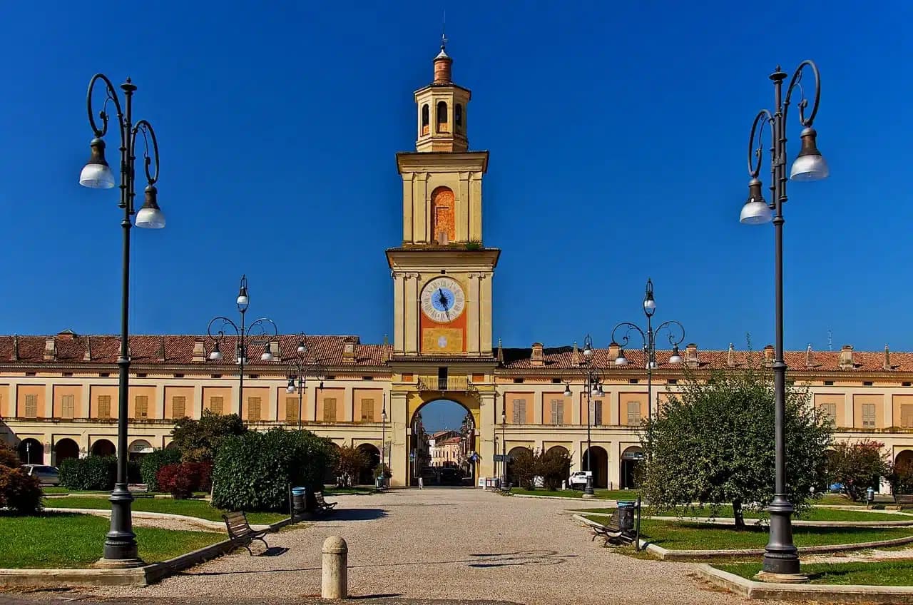 Gualtieri — photo 3