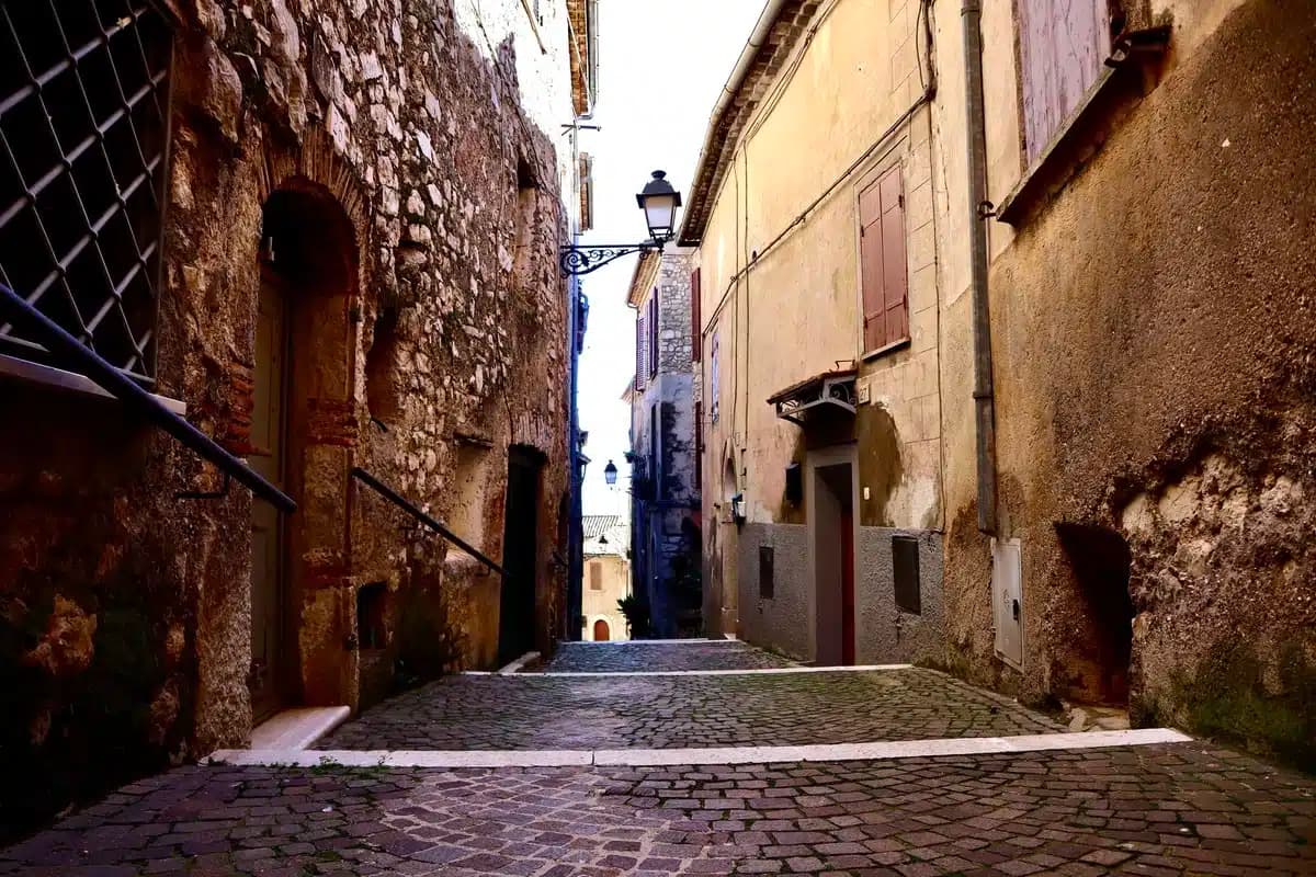 Bassiano — photo 5