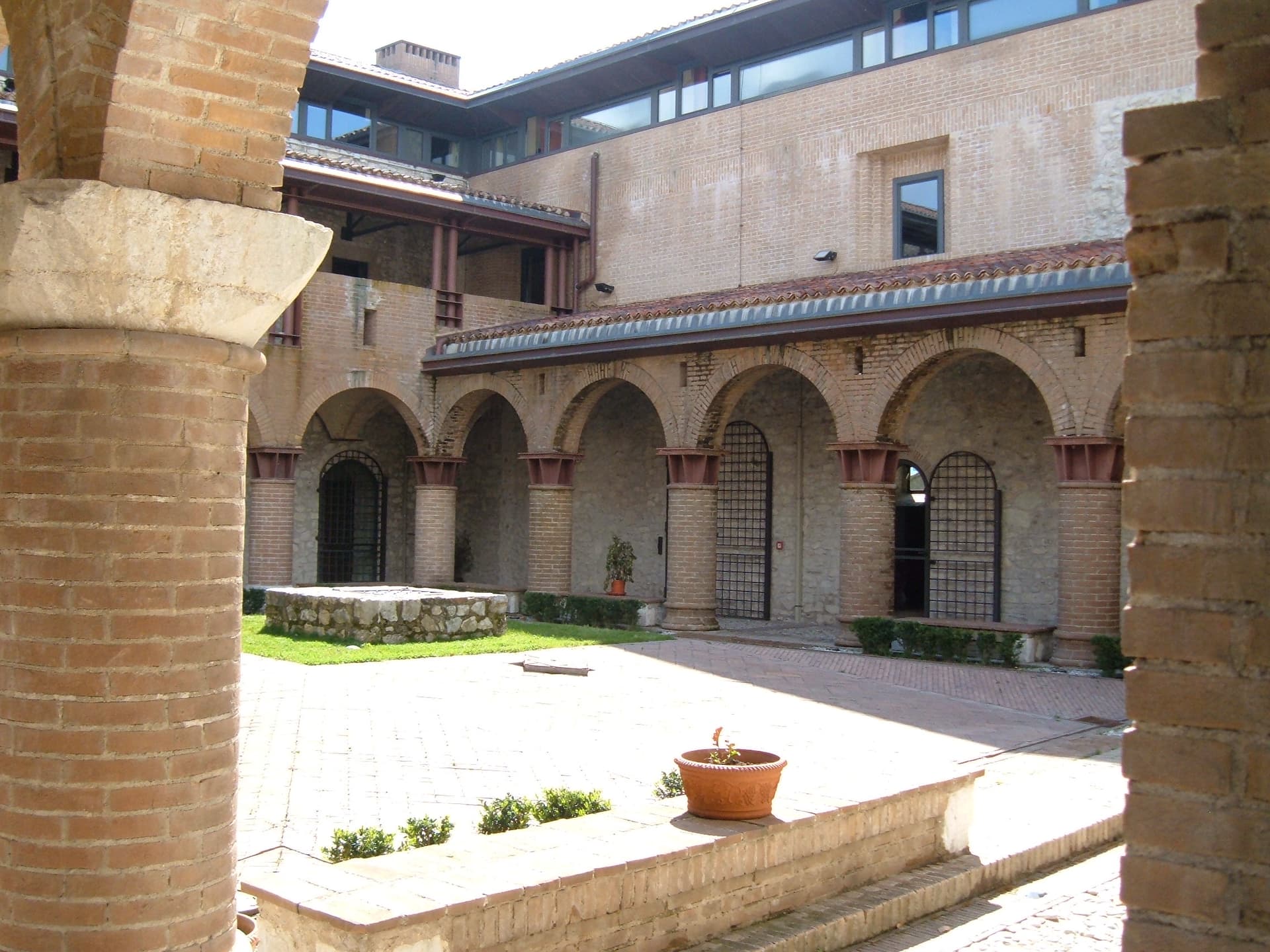 Labro — photo 2