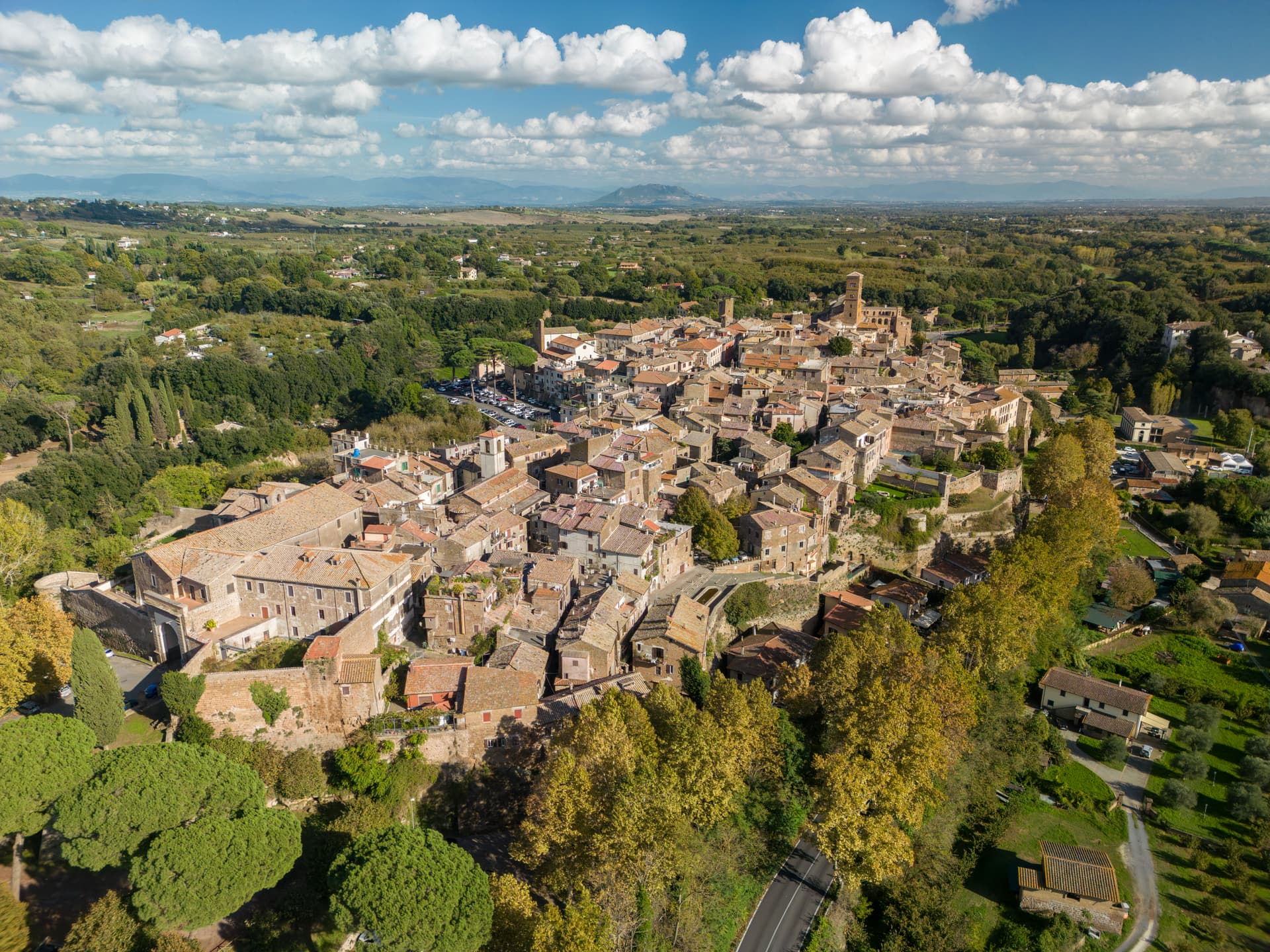 Sutri — photo 1