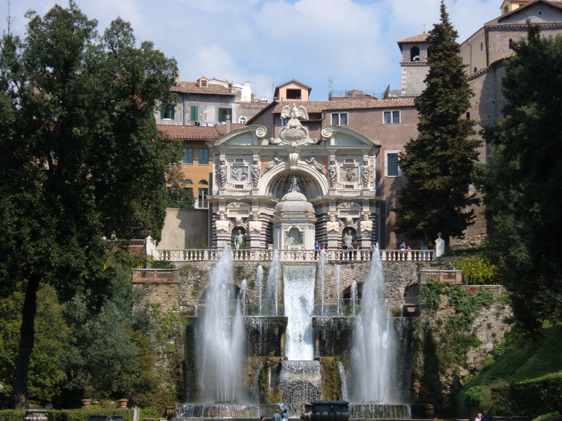 Tivoli — photo 2