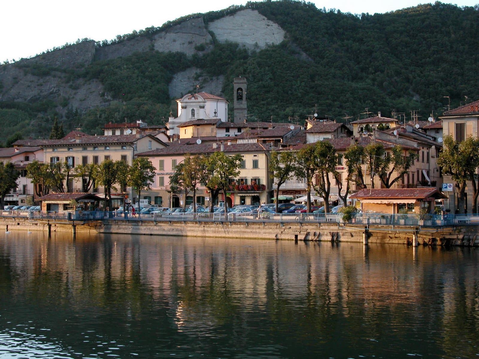Sarnico — photo 2