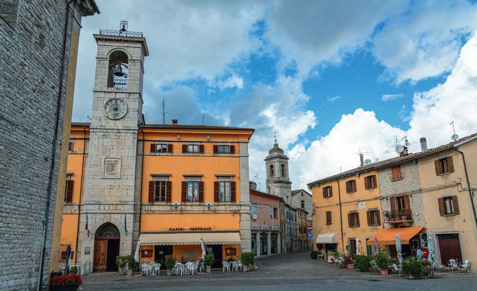 Cantiano — photo 3