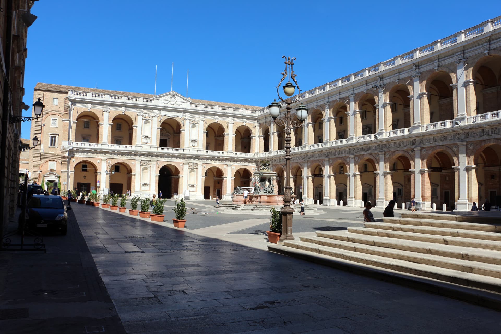 Loreto — photo 1