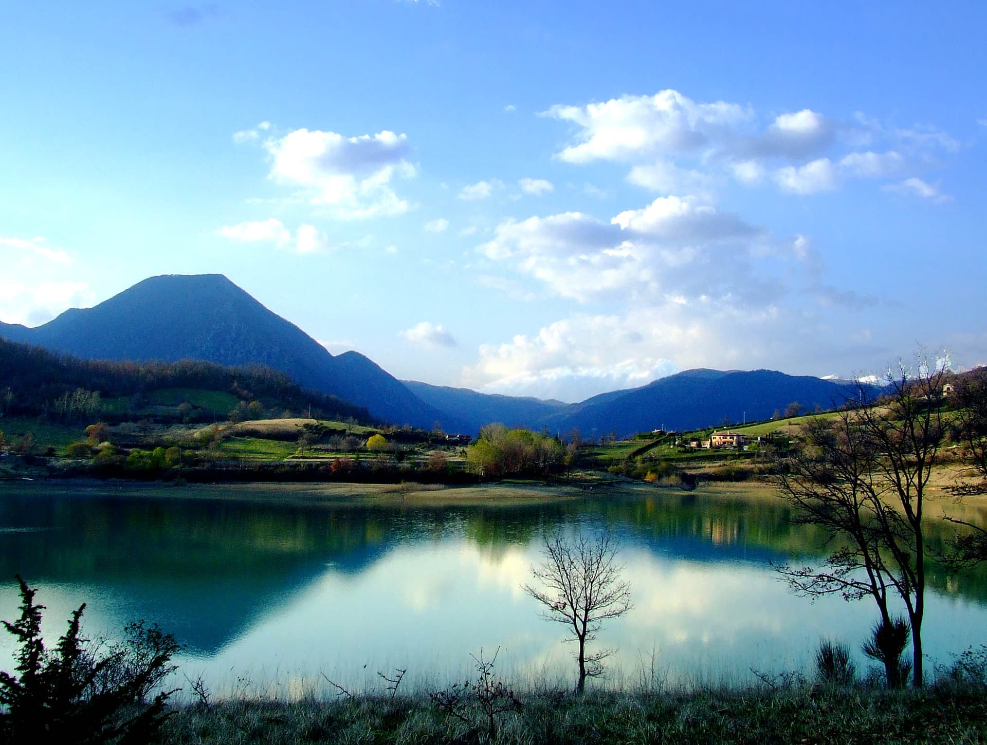 Castel San Vincenzo — photo 3