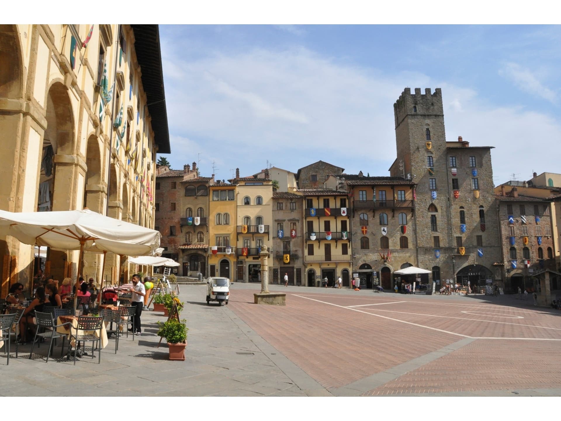Arezzo — photo 3