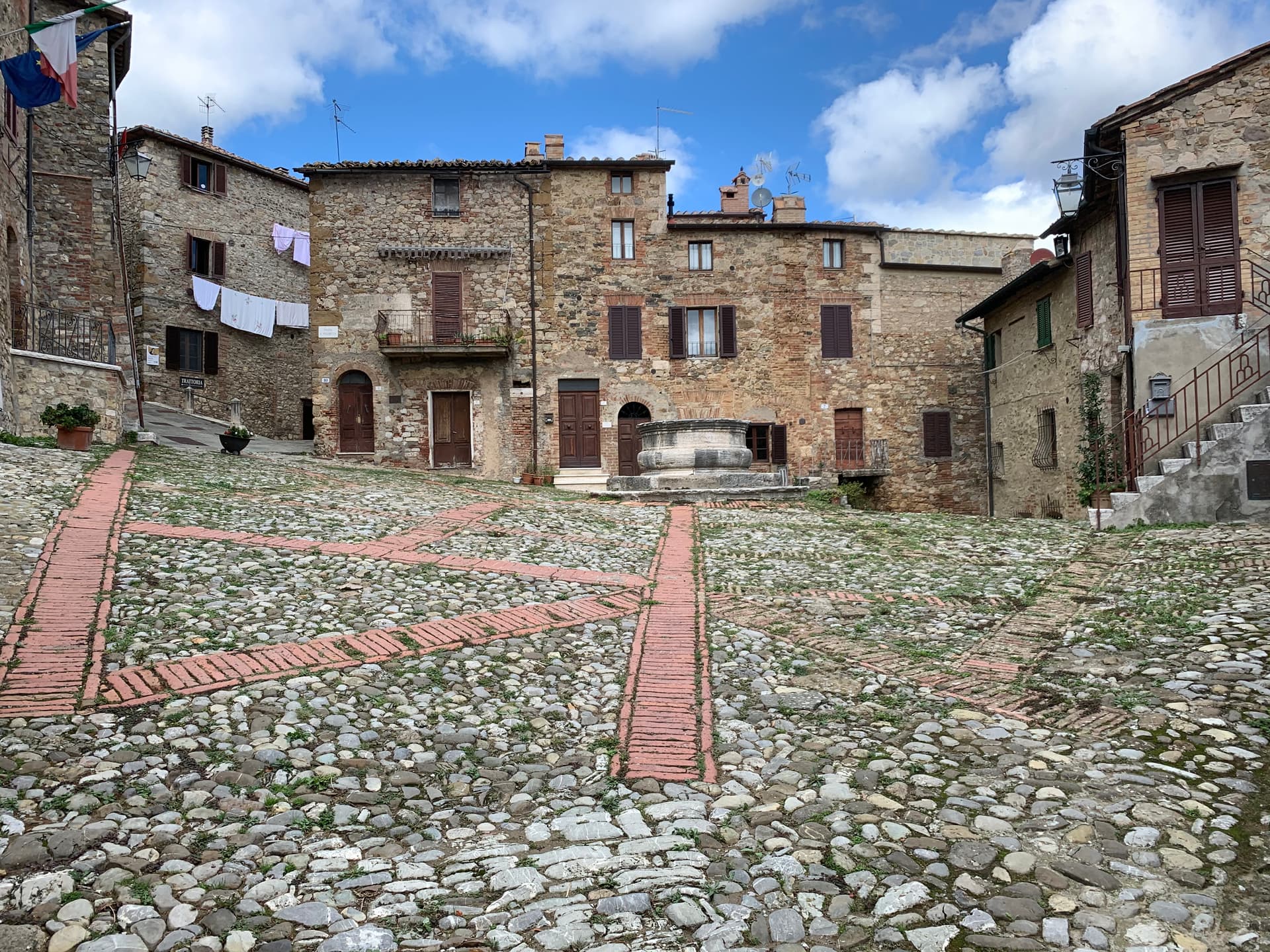 Castiglione d'Orcia — photo 2