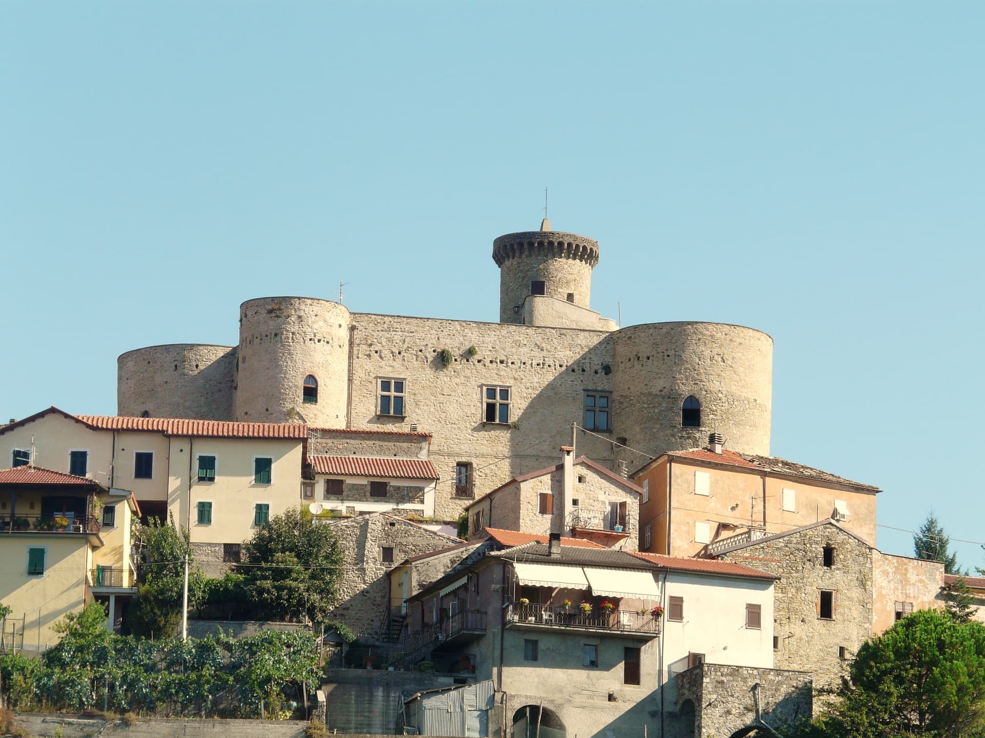 Licciana Nardi — photo 4