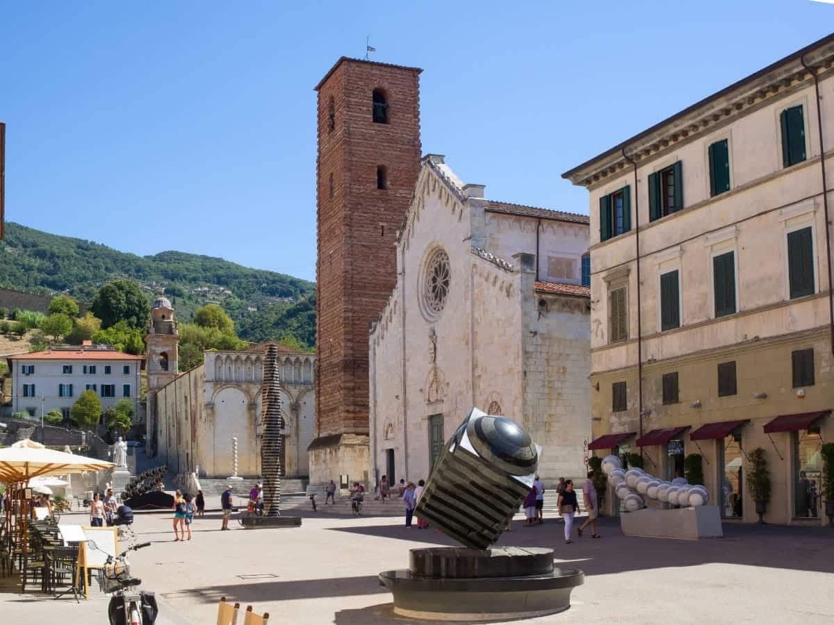 Pietrasanta — photo 6