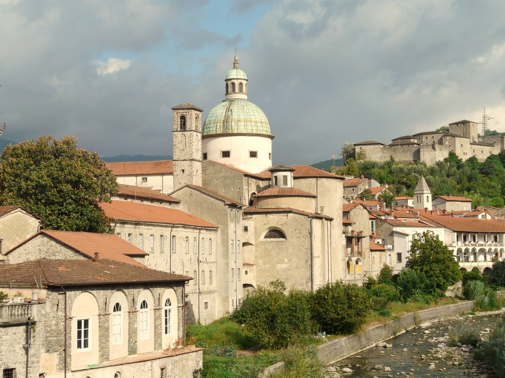 Pontremoli — photo 3