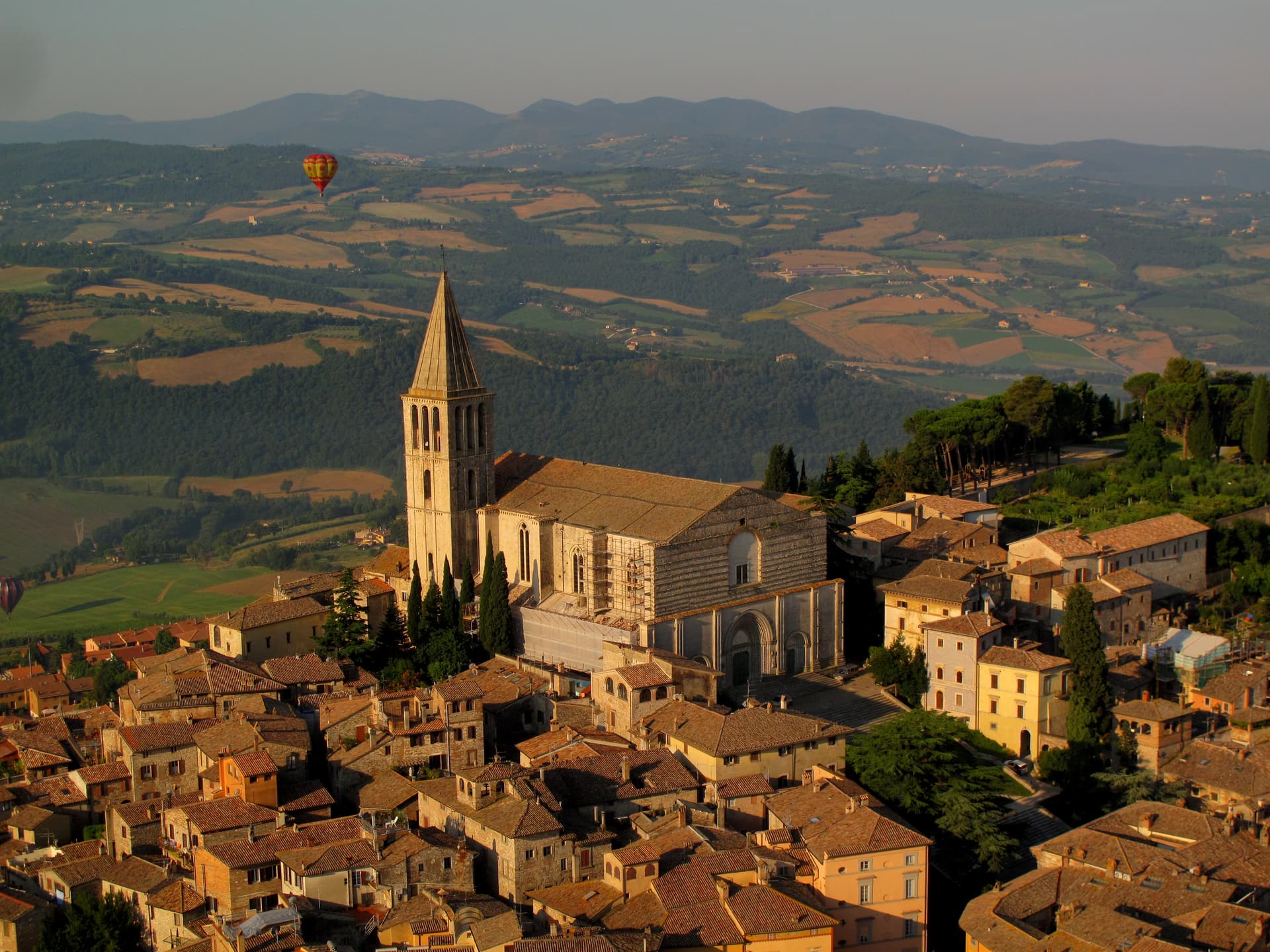 Todi — photo 2