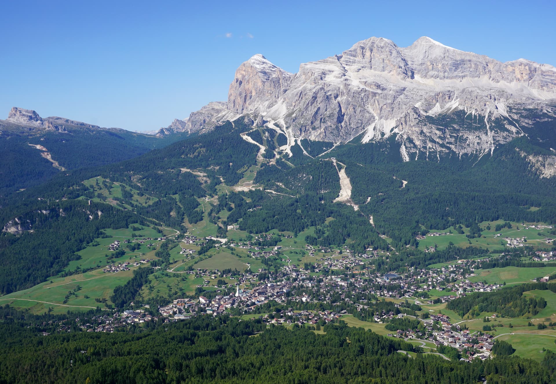 Cortina d'Ampezzo — photo 2