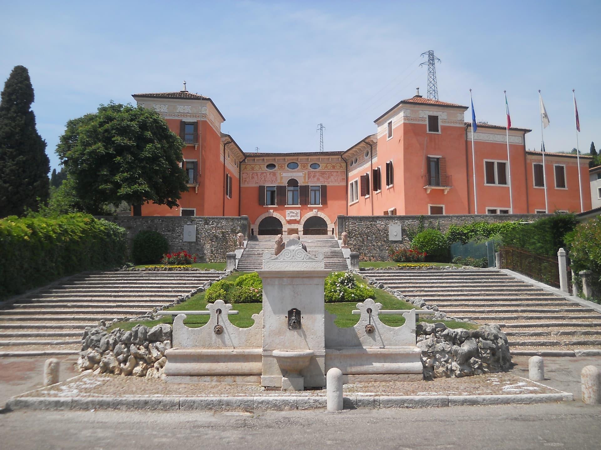 Sant'Ambrogio di Valpolicella — photo 2