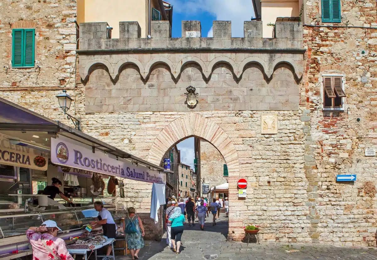 Suvereto